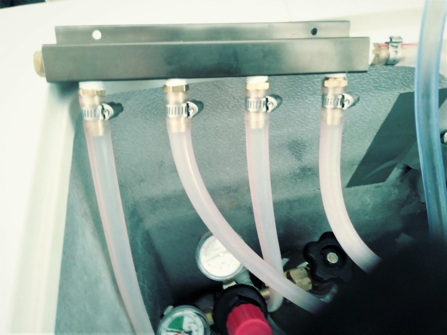 Manifold.jpg